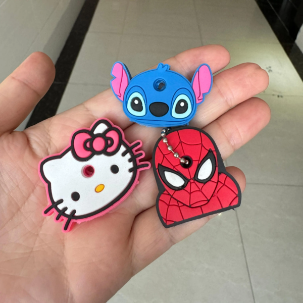 Capas para Chaves em Formato de Personagens - Hello Kitty, Minnie e Stitch - Imagem 6