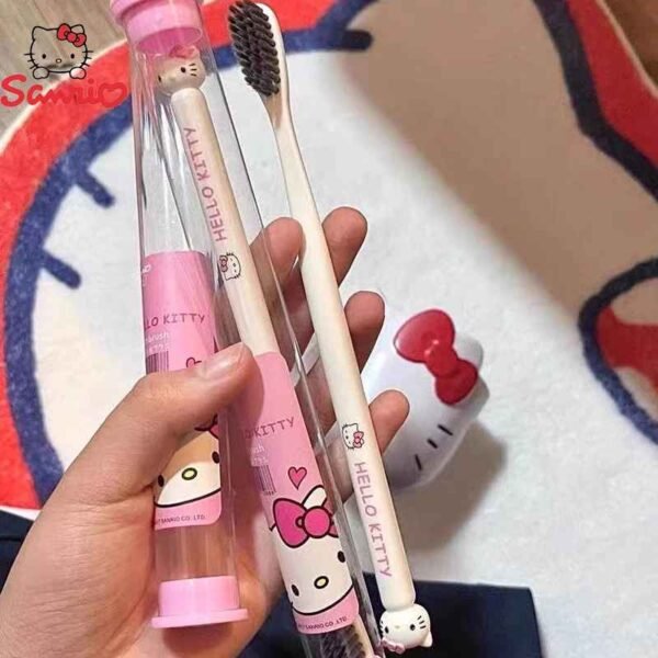 Escova de Dentes Hello Kitty