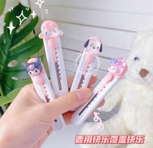 Estilete Escolar Turma Hello Kitty Kuromi My Melody Kawaii - Imagem 3
